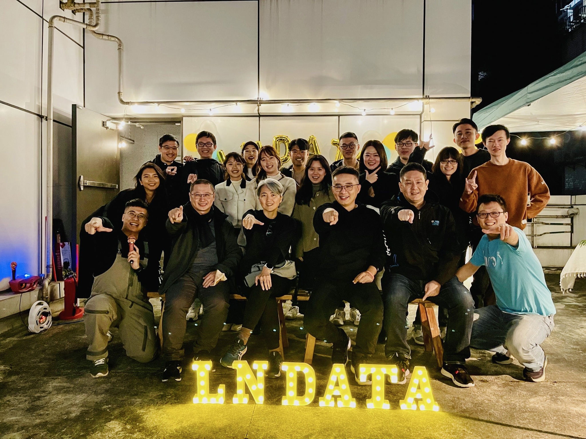 LnData Team